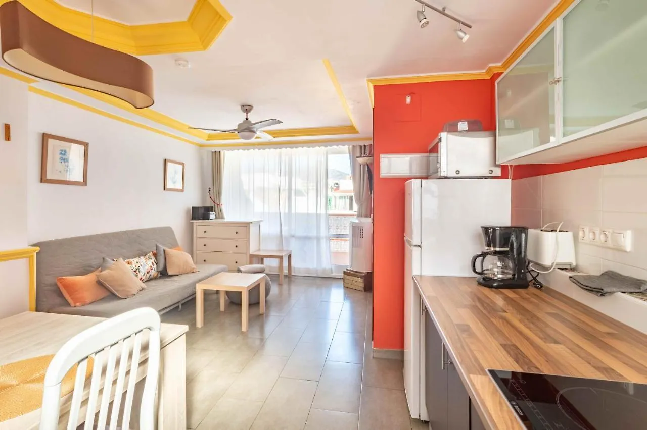 Penthouse In Old Town, 100M From The Beach Fuengirola 0*,  España